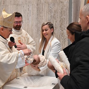 Biskup Gorski krstio četvrto i peto dijete obitelji Brkić na Svetom Duhu